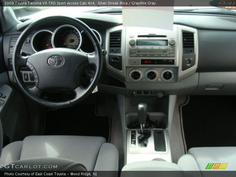 Silver Streak Mica / Graphite Gray 2009 Toyota Tacoma V6 TRD Sport Access Cab 4x4