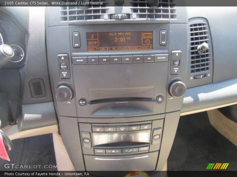 White Diamond / Light Neutral 2005 Cadillac CTS Sedan
