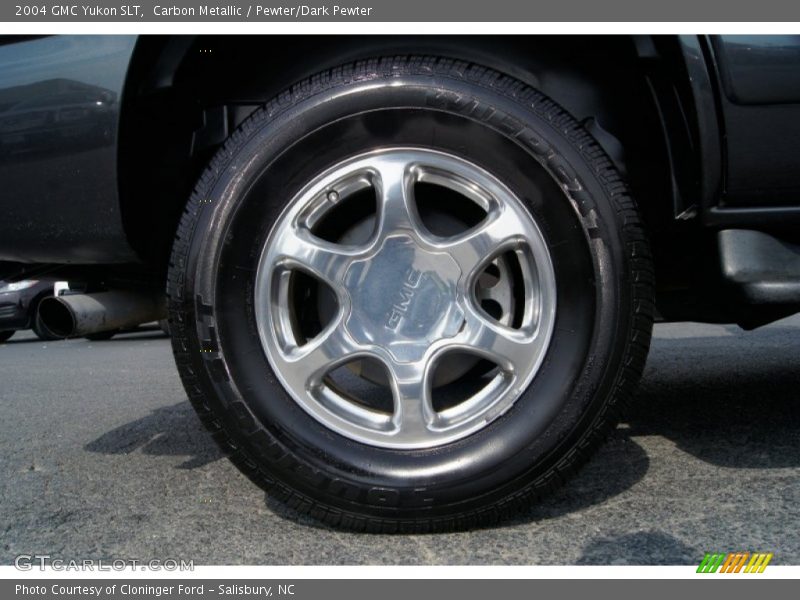  2004 Yukon SLT Wheel