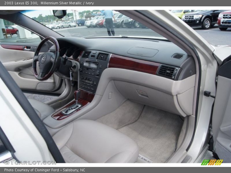 Millennium Silver Metallic / Ivory 2003 Lexus ES 300
