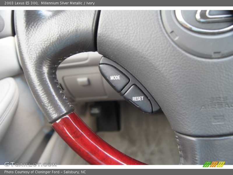 Millennium Silver Metallic / Ivory 2003 Lexus ES 300