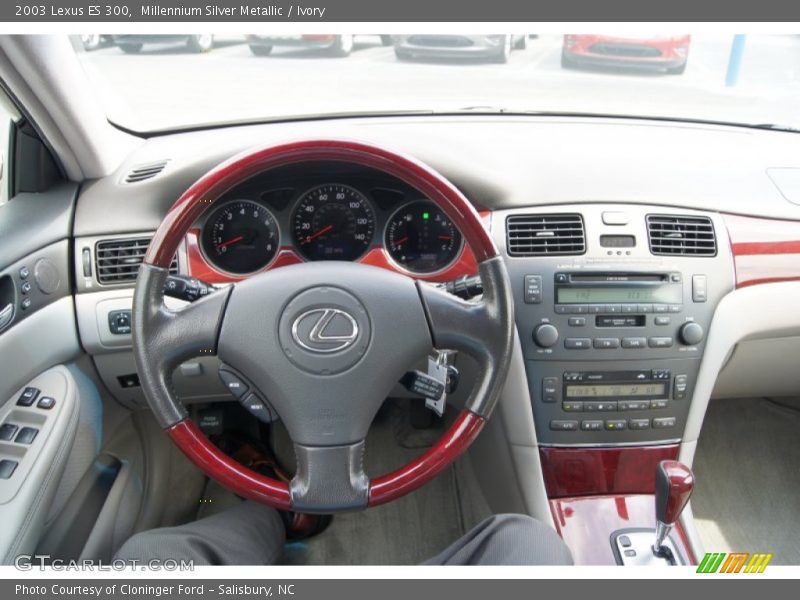 Millennium Silver Metallic / Ivory 2003 Lexus ES 300