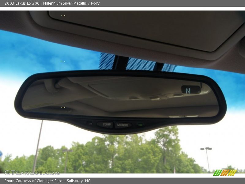 Millennium Silver Metallic / Ivory 2003 Lexus ES 300