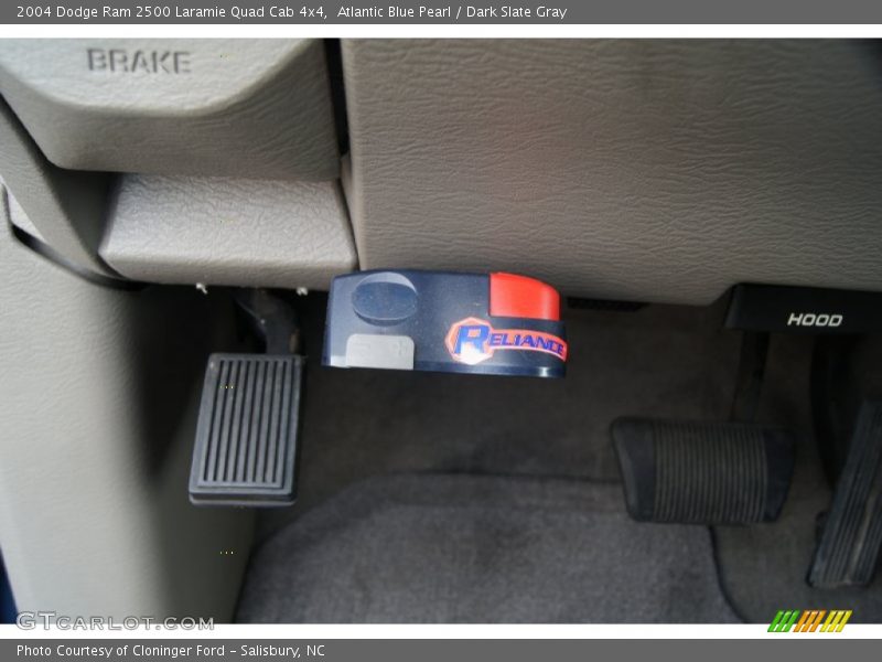 Atlantic Blue Pearl / Dark Slate Gray 2004 Dodge Ram 2500 Laramie Quad Cab 4x4
