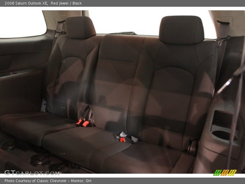 Red Jewel / Black 2008 Saturn Outlook XE