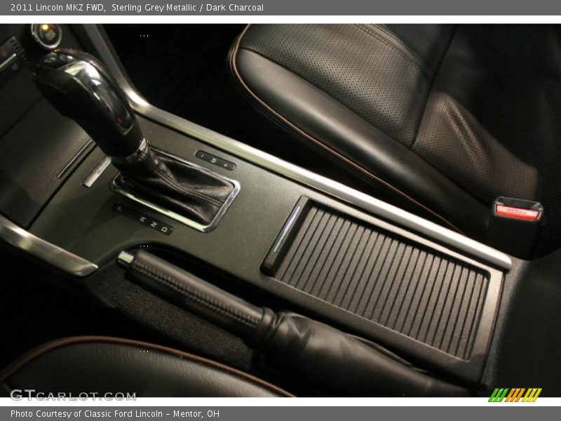 Sterling Grey Metallic / Dark Charcoal 2011 Lincoln MKZ FWD