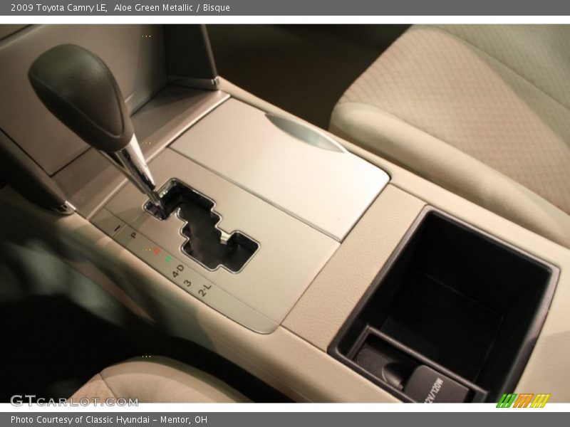 Aloe Green Metallic / Bisque 2009 Toyota Camry LE