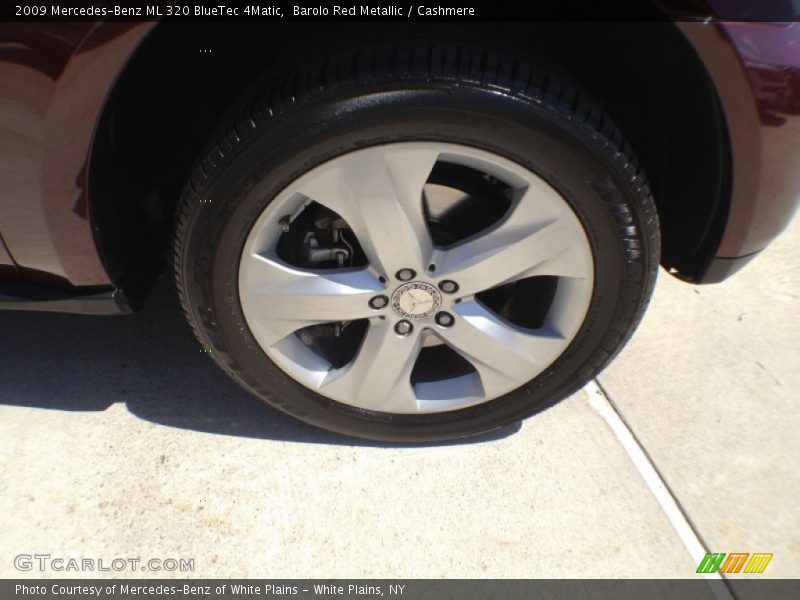 Barolo Red Metallic / Cashmere 2009 Mercedes-Benz ML 320 BlueTec 4Matic