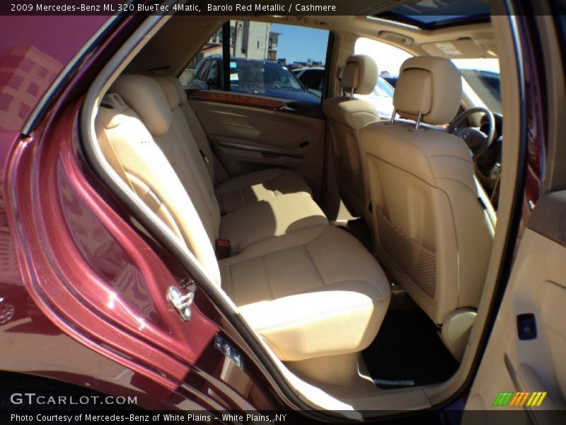 Barolo Red Metallic / Cashmere 2009 Mercedes-Benz ML 320 BlueTec 4Matic