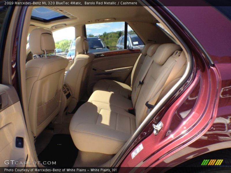 Barolo Red Metallic / Cashmere 2009 Mercedes-Benz ML 320 BlueTec 4Matic