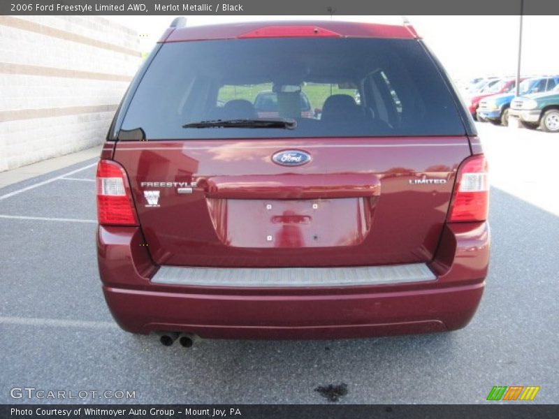 Merlot Metallic / Black 2006 Ford Freestyle Limited AWD