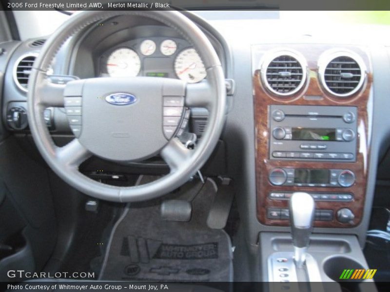 Merlot Metallic / Black 2006 Ford Freestyle Limited AWD