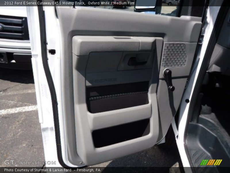 Oxford White / Medium Flint 2012 Ford E Series Cutaway E450 Moving Truck