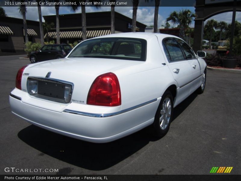 Vibrant White / Light Camel 2011 Lincoln Town Car Signature Limited