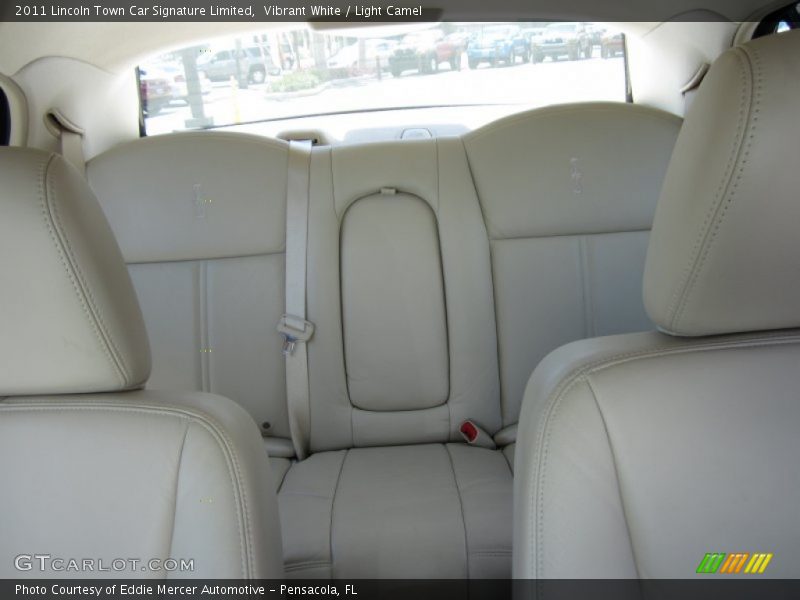 Vibrant White / Light Camel 2011 Lincoln Town Car Signature Limited