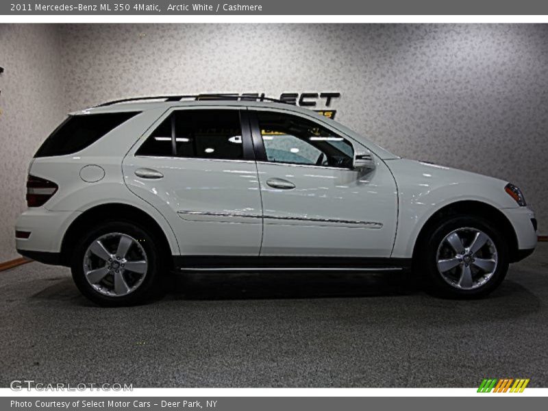 Arctic White / Cashmere 2011 Mercedes-Benz ML 350 4Matic