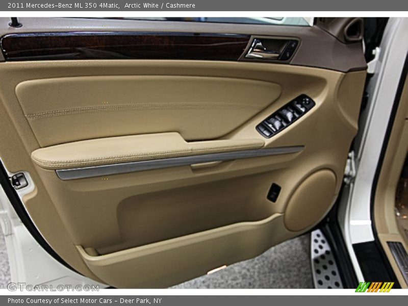 Arctic White / Cashmere 2011 Mercedes-Benz ML 350 4Matic