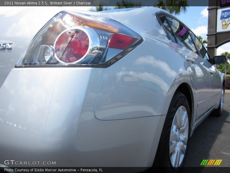 Brilliant Silver / Charcoal 2011 Nissan Altima 2.5 S