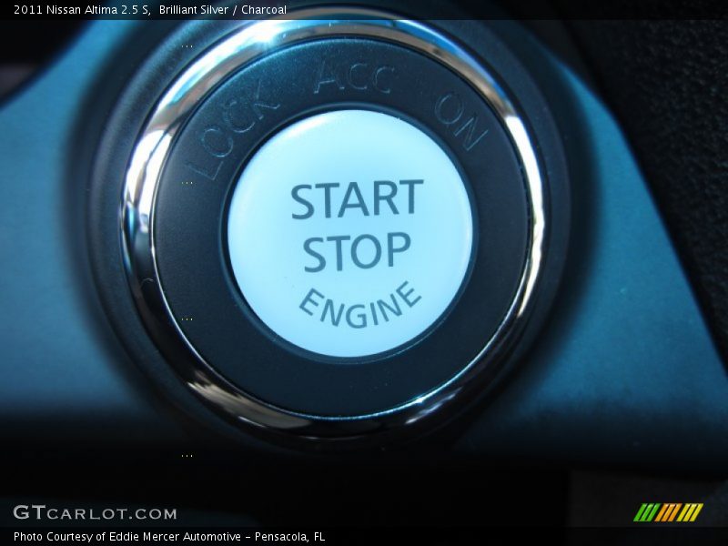 Brilliant Silver / Charcoal 2011 Nissan Altima 2.5 S