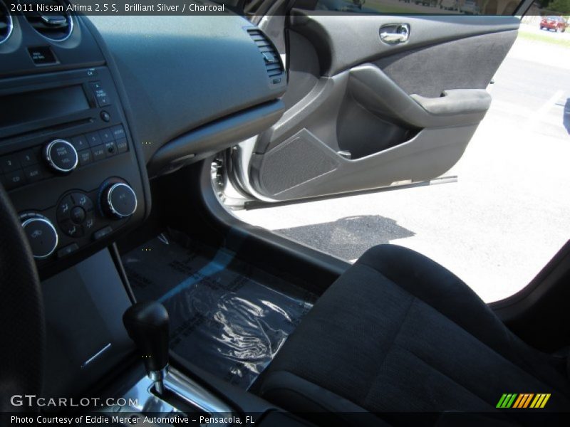 Brilliant Silver / Charcoal 2011 Nissan Altima 2.5 S