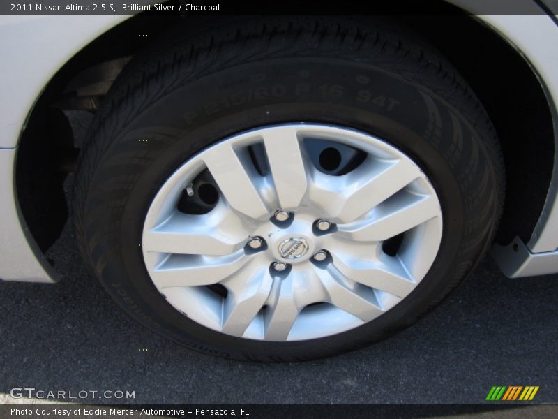 Brilliant Silver / Charcoal 2011 Nissan Altima 2.5 S