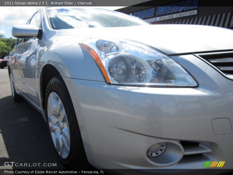 Brilliant Silver / Charcoal 2011 Nissan Altima 2.5 S