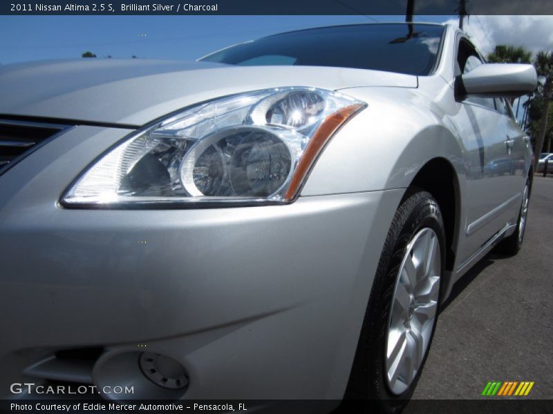 Brilliant Silver / Charcoal 2011 Nissan Altima 2.5 S