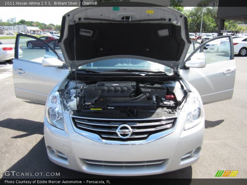 Brilliant Silver / Charcoal 2011 Nissan Altima 2.5 S