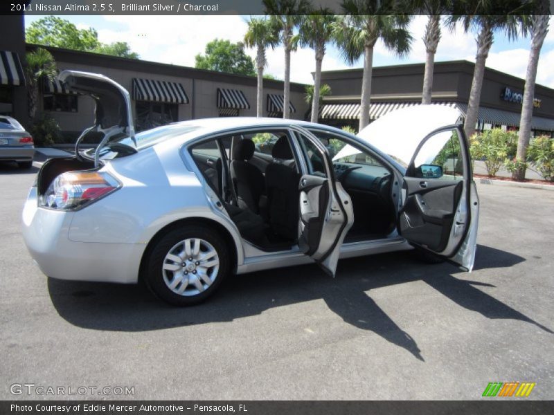 Brilliant Silver / Charcoal 2011 Nissan Altima 2.5 S