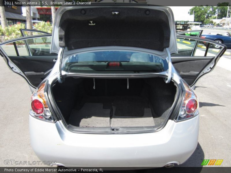 Brilliant Silver / Charcoal 2011 Nissan Altima 2.5 S