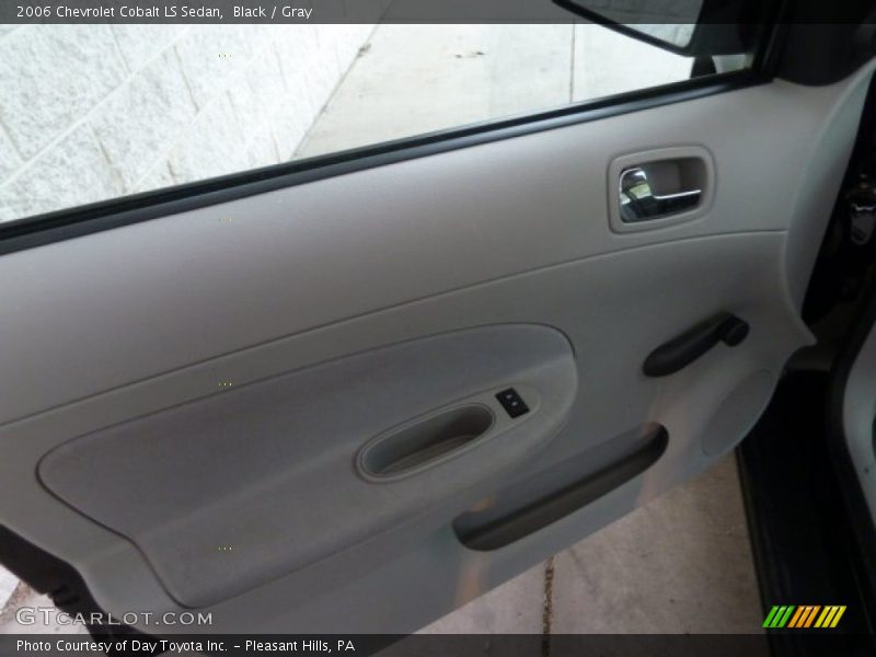 Black / Gray 2006 Chevrolet Cobalt LS Sedan