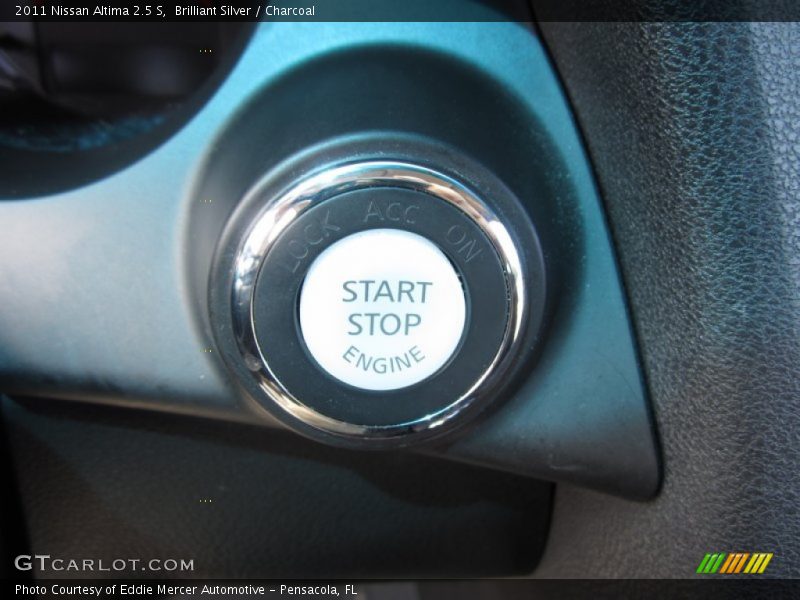 Brilliant Silver / Charcoal 2011 Nissan Altima 2.5 S