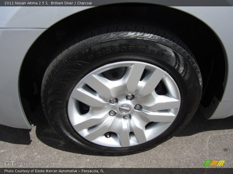 Brilliant Silver / Charcoal 2011 Nissan Altima 2.5 S