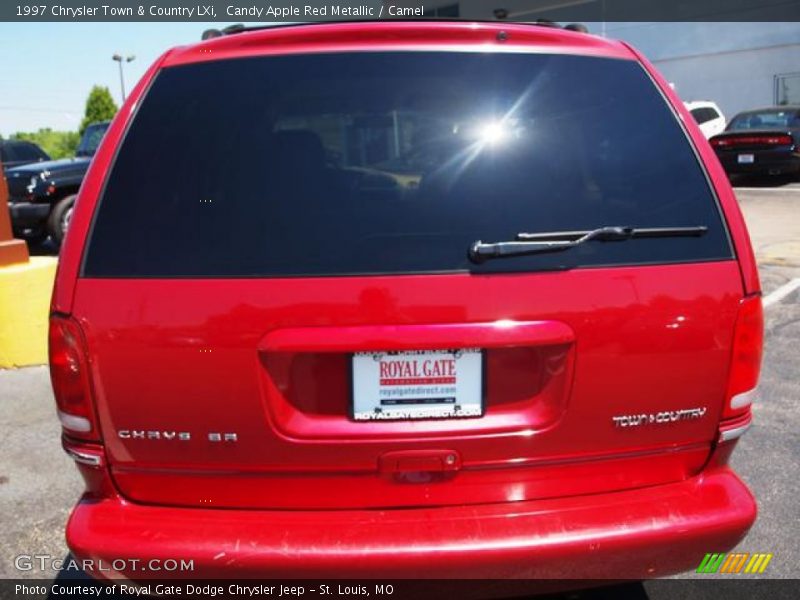 Candy Apple Red Metallic / Camel 1997 Chrysler Town & Country LXi