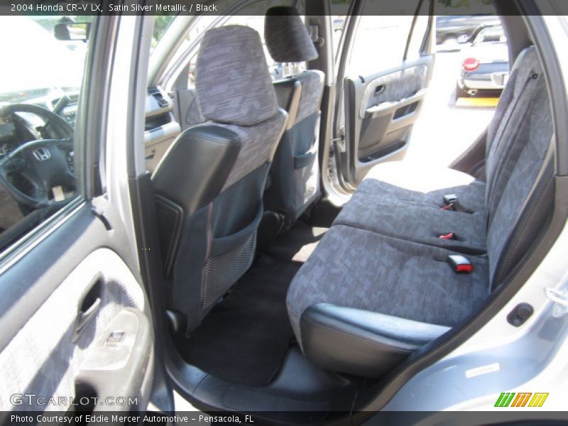Satin Silver Metallic / Black 2004 Honda CR-V LX