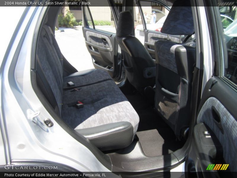 Satin Silver Metallic / Black 2004 Honda CR-V LX