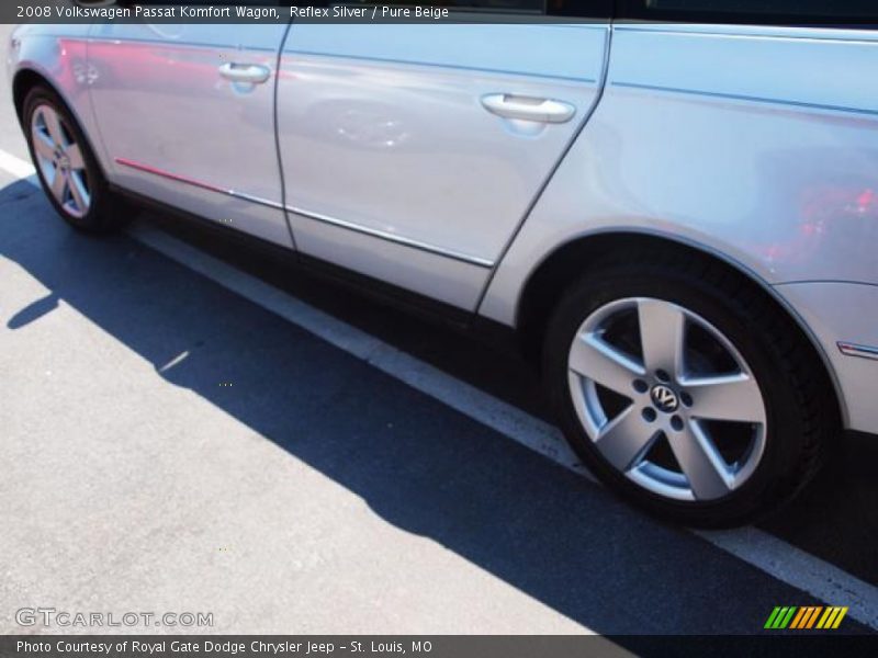 Reflex Silver / Pure Beige 2008 Volkswagen Passat Komfort Wagon