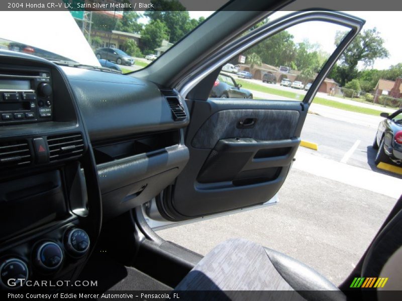 Satin Silver Metallic / Black 2004 Honda CR-V LX