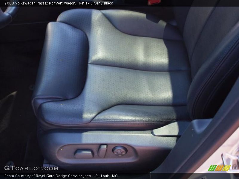 Reflex Silver / Black 2008 Volkswagen Passat Komfort Wagon