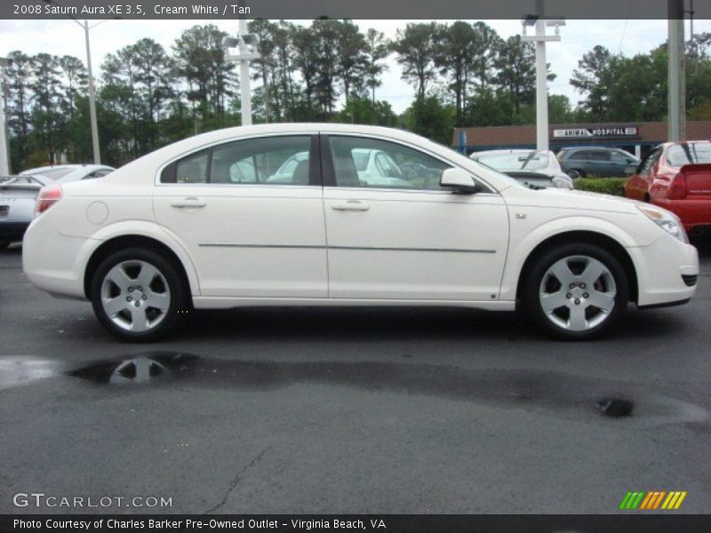 Cream White / Tan 2008 Saturn Aura XE 3.5