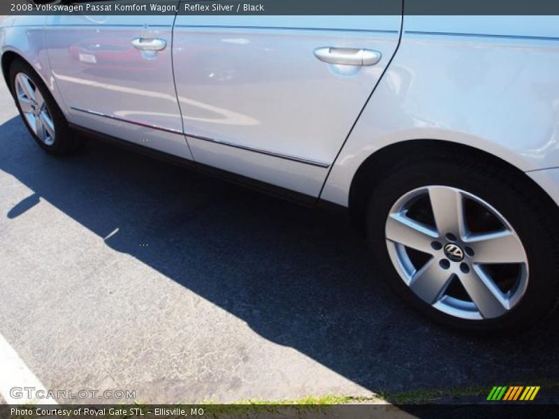 Reflex Silver / Black 2008 Volkswagen Passat Komfort Wagon