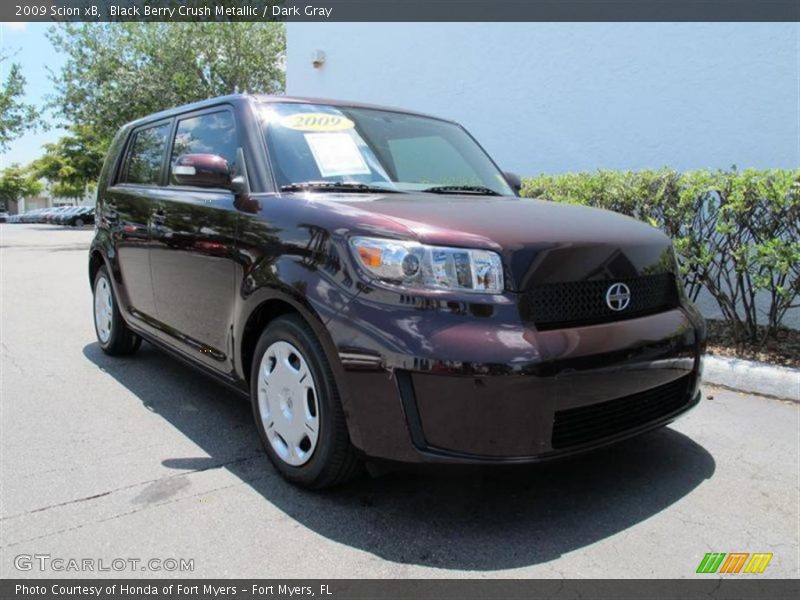 Front 3/4 View of 2009 xB 