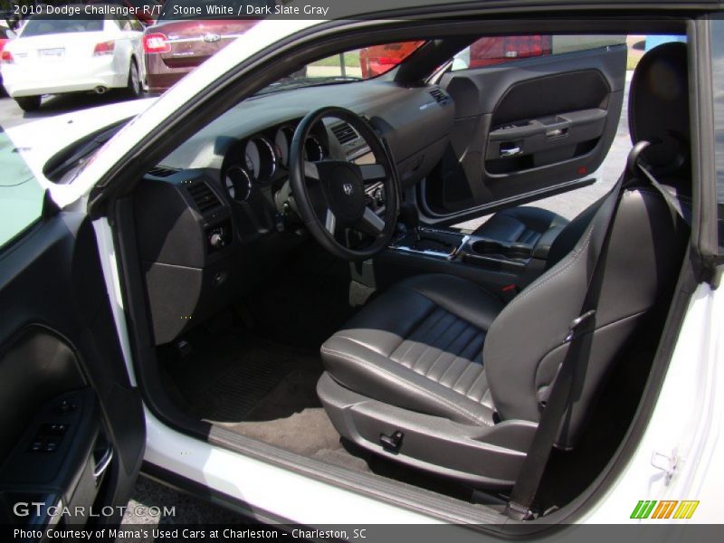 Stone White / Dark Slate Gray 2010 Dodge Challenger R/T