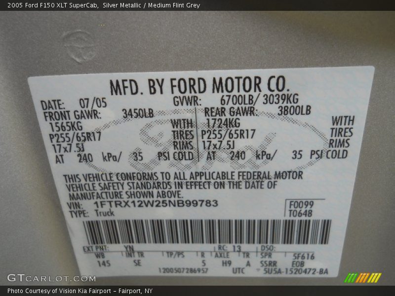 Silver Metallic / Medium Flint Grey 2005 Ford F150 XLT SuperCab