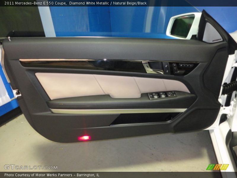 Diamond White Metallic / Natural Beige/Black 2011 Mercedes-Benz E 550 Coupe