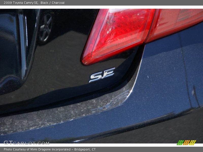 Black / Charcoal 2009 Toyota Camry SE