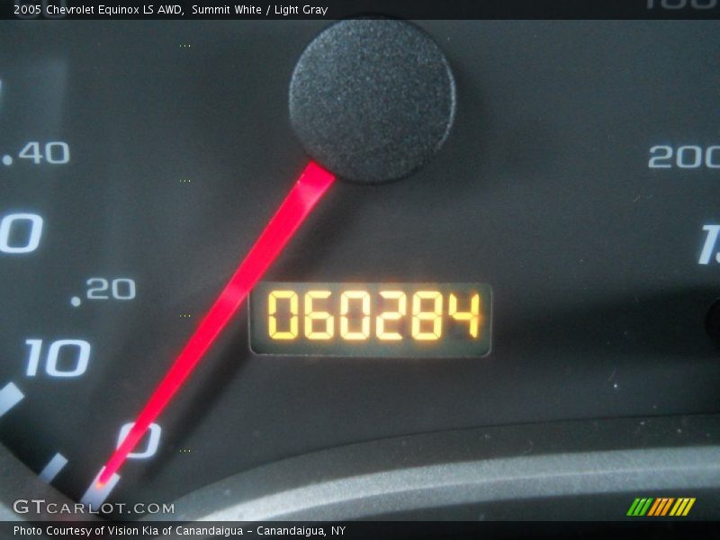 Summit White / Light Gray 2005 Chevrolet Equinox LS AWD
