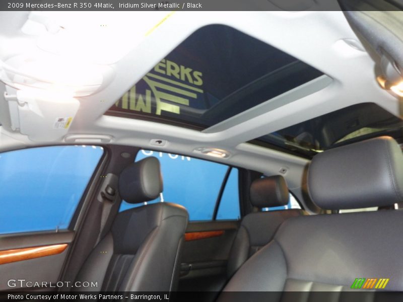 Iridium Silver Metallic / Black 2009 Mercedes-Benz R 350 4Matic