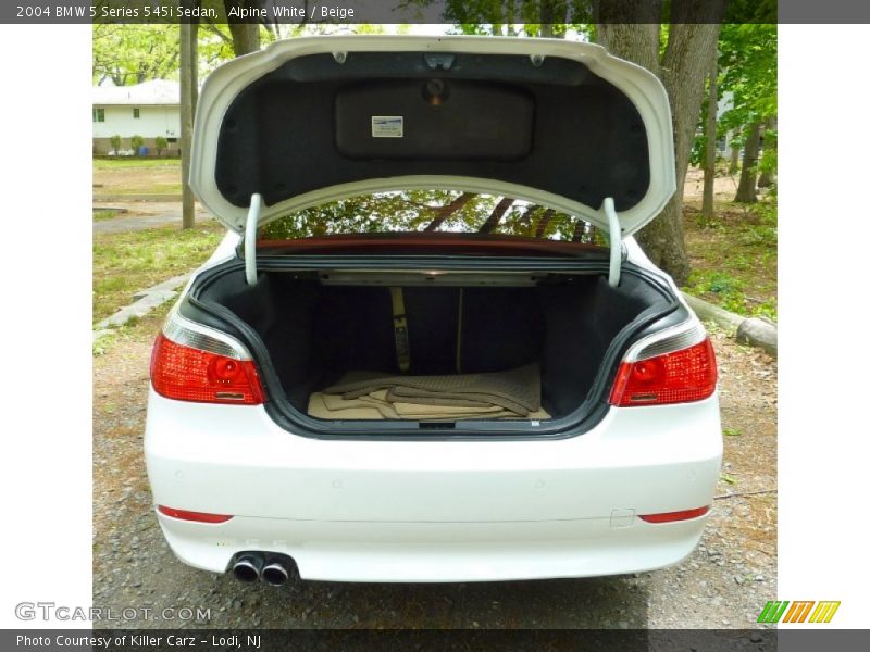 Alpine White / Beige 2004 BMW 5 Series 545i Sedan