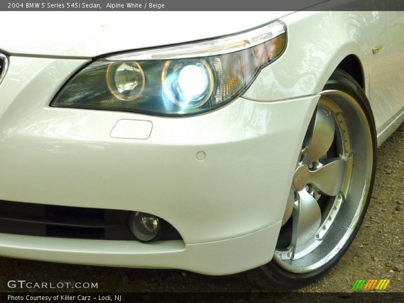 Alpine White / Beige 2004 BMW 5 Series 545i Sedan